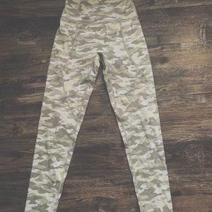 Camo Aerie leggings